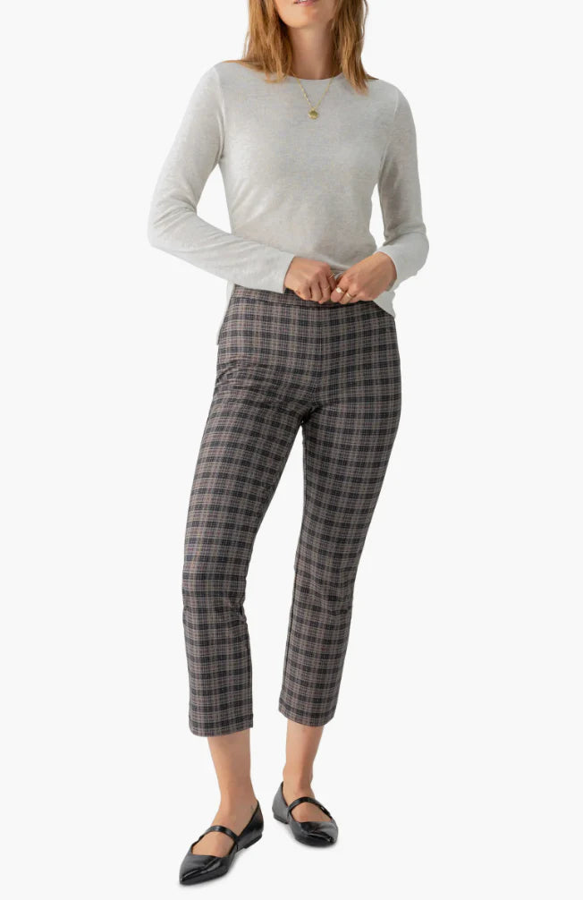 Carnaby Kick Crop Shadow Navy Plaid