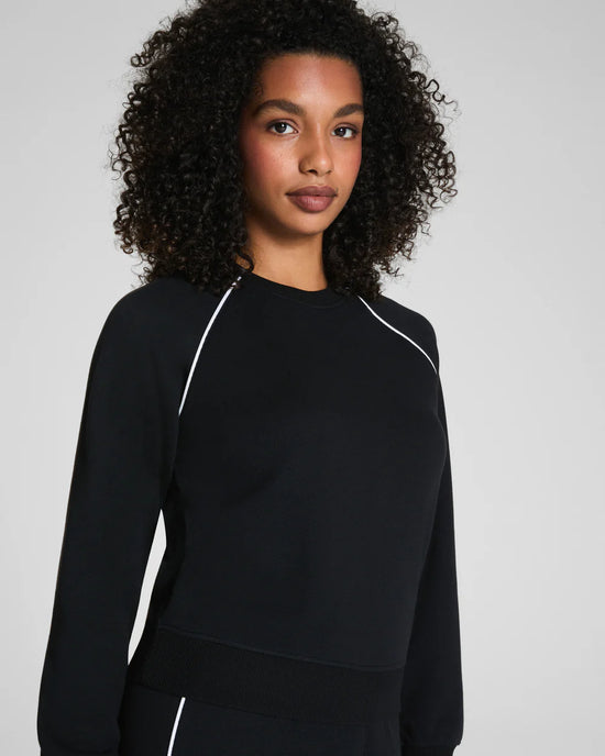 AirPique Crewneck - VRYBL
