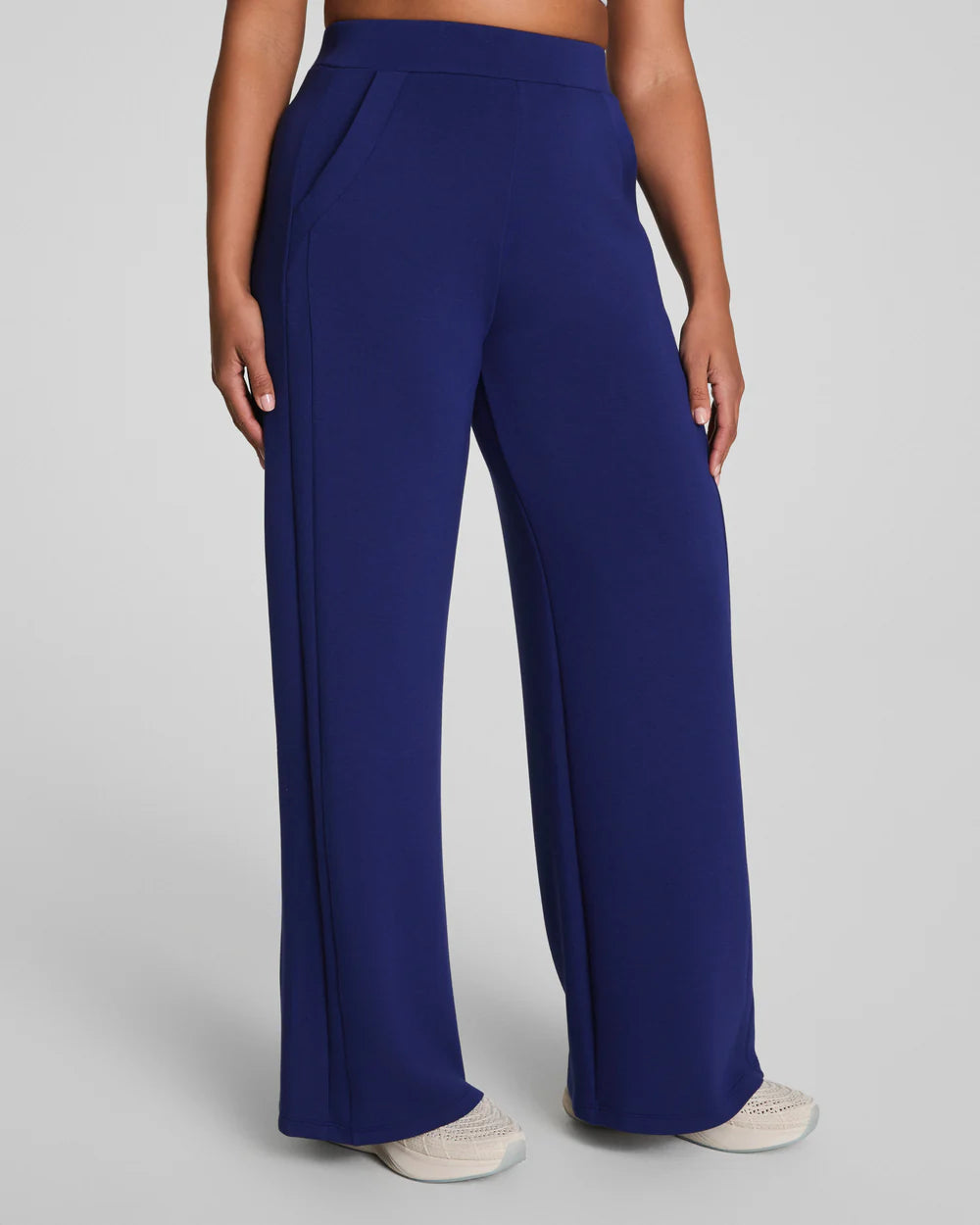 AE Wide Leg Track Pant - MDNIS