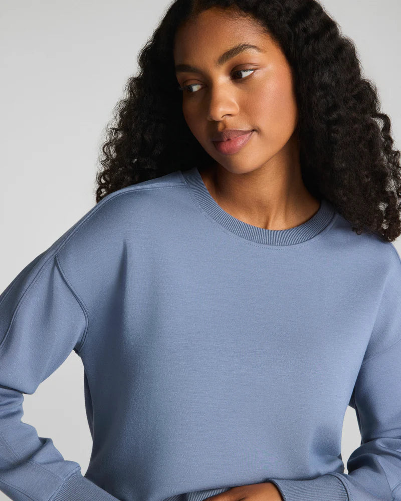 Spanx - Luxe Crewneck Top - GYBLU