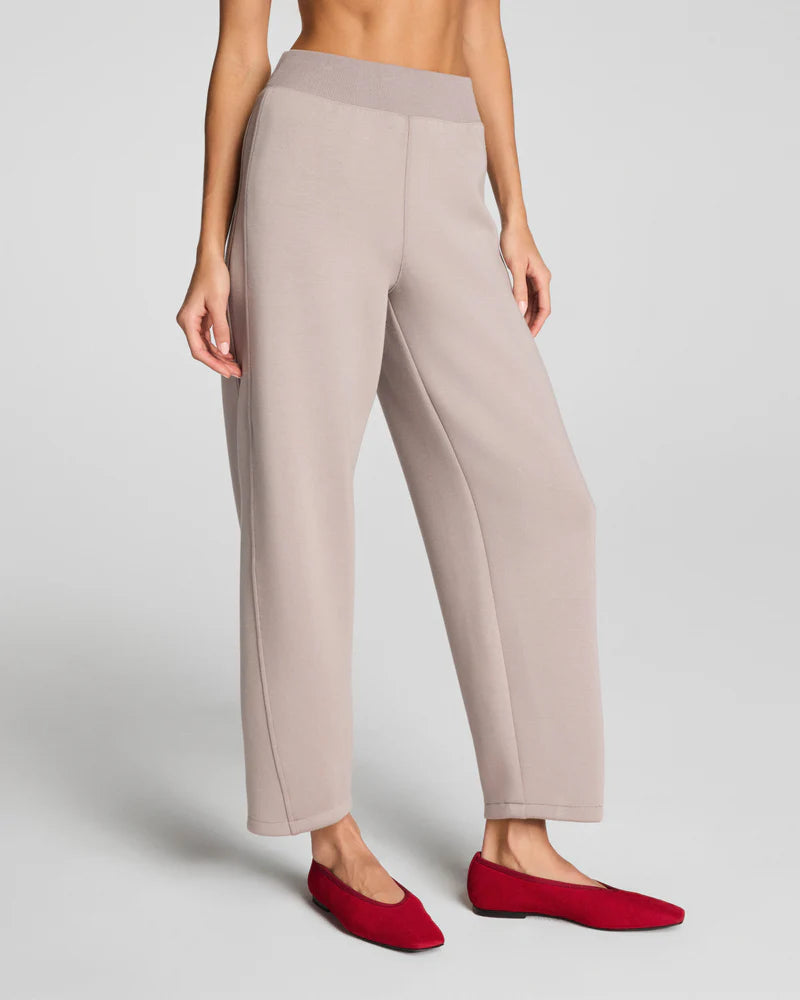 Spanx - Luxe Barrel Leg Pant - CSTFG