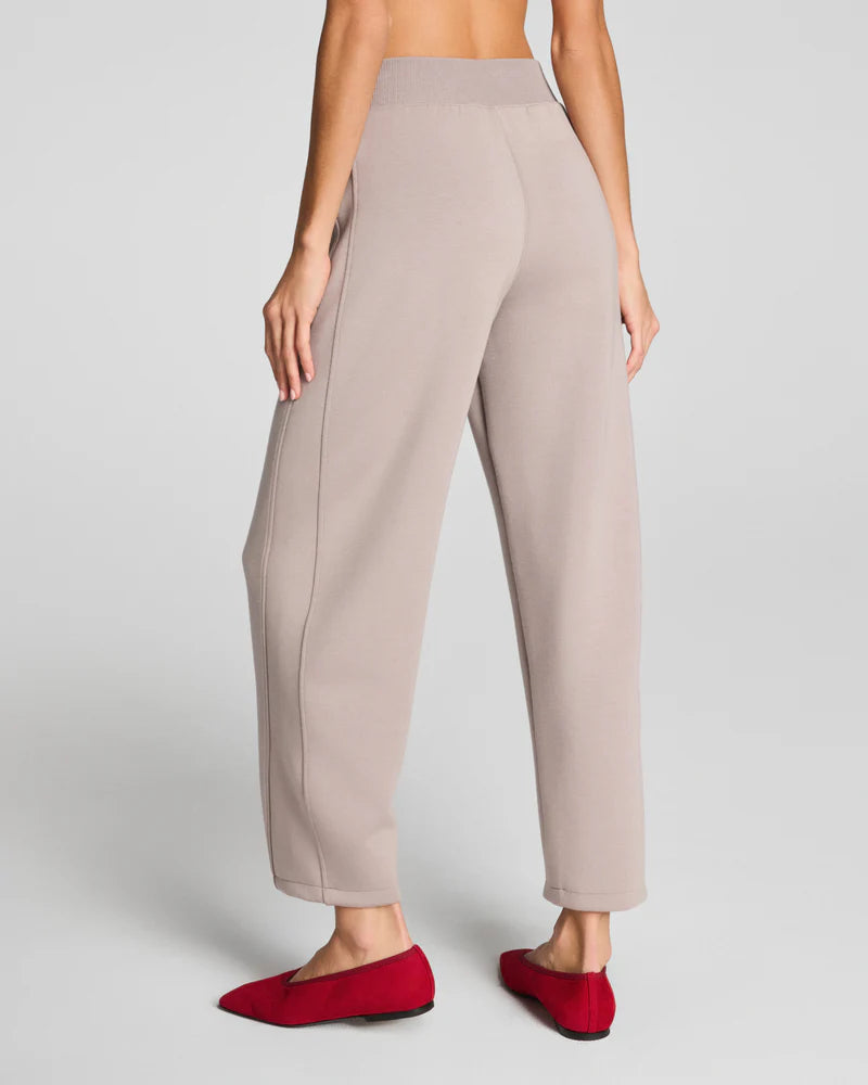 Spanx - Luxe Barrel Leg Pant - CSTFG