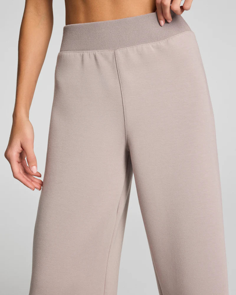 Spanx - Luxe Barrel Leg Pant - CSTFG