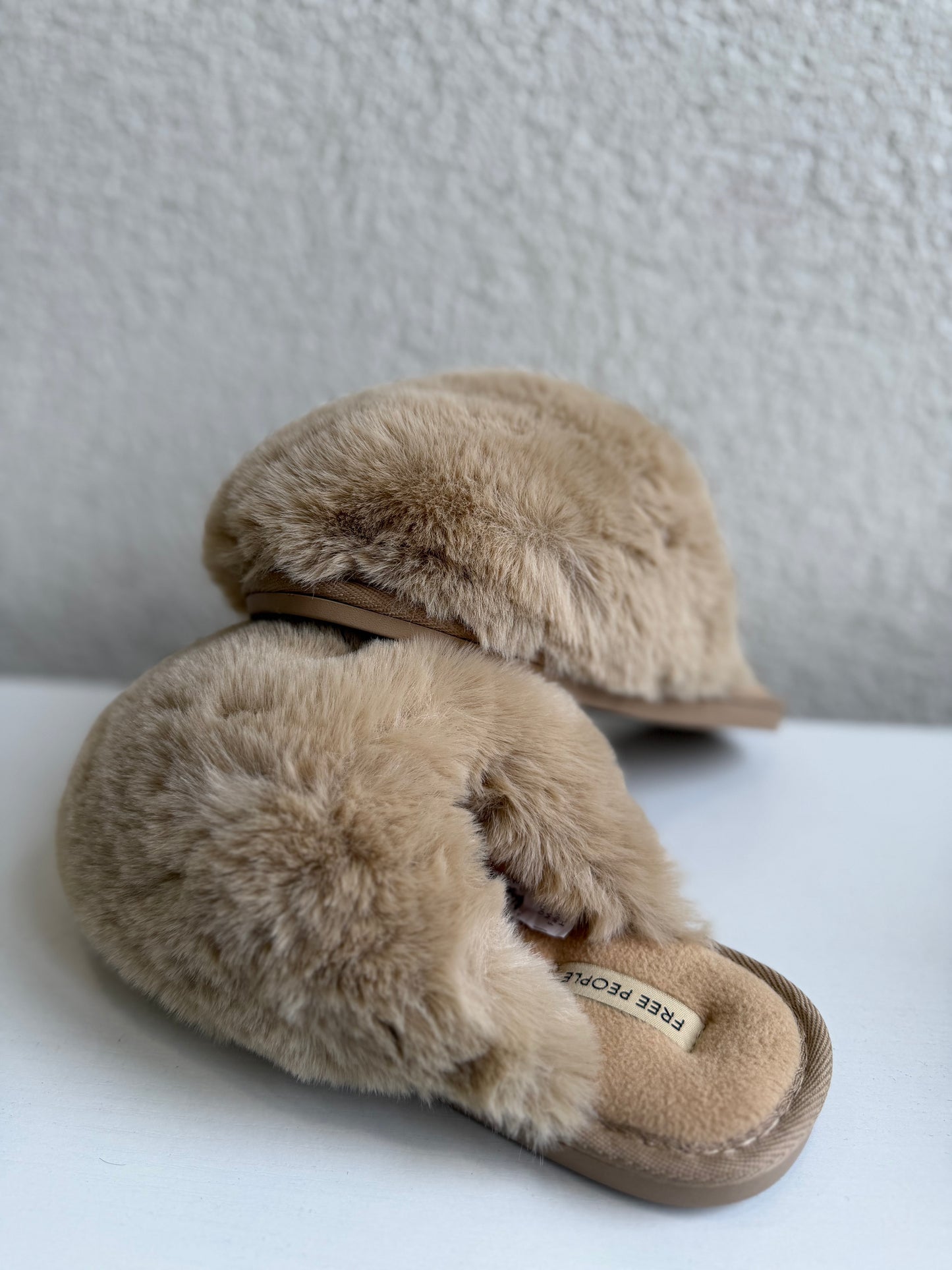 Free People - Snowball Slipper - Taupe Faux Fur