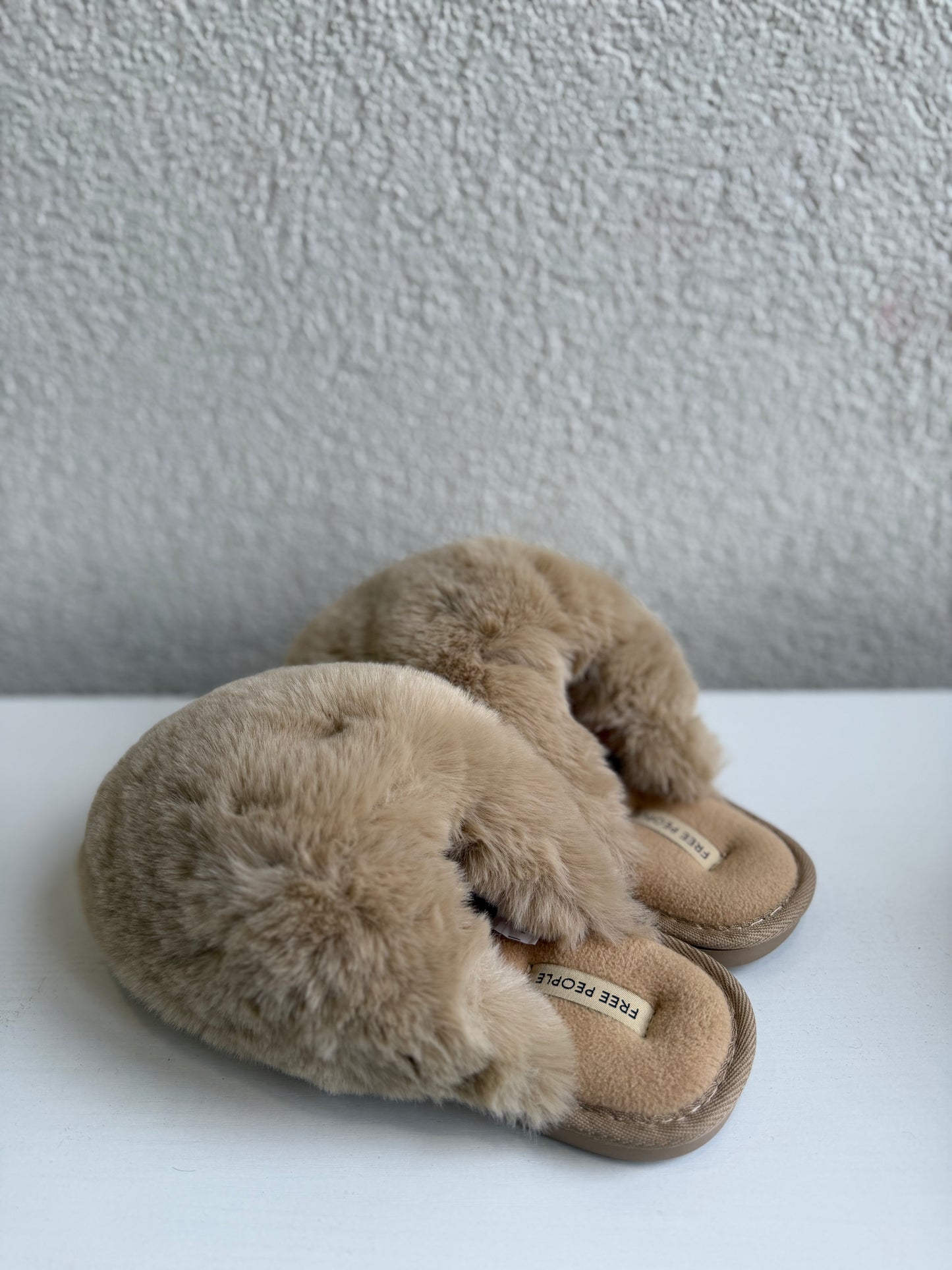 Free People - Snowball Slipper - Taupe Faux Fur