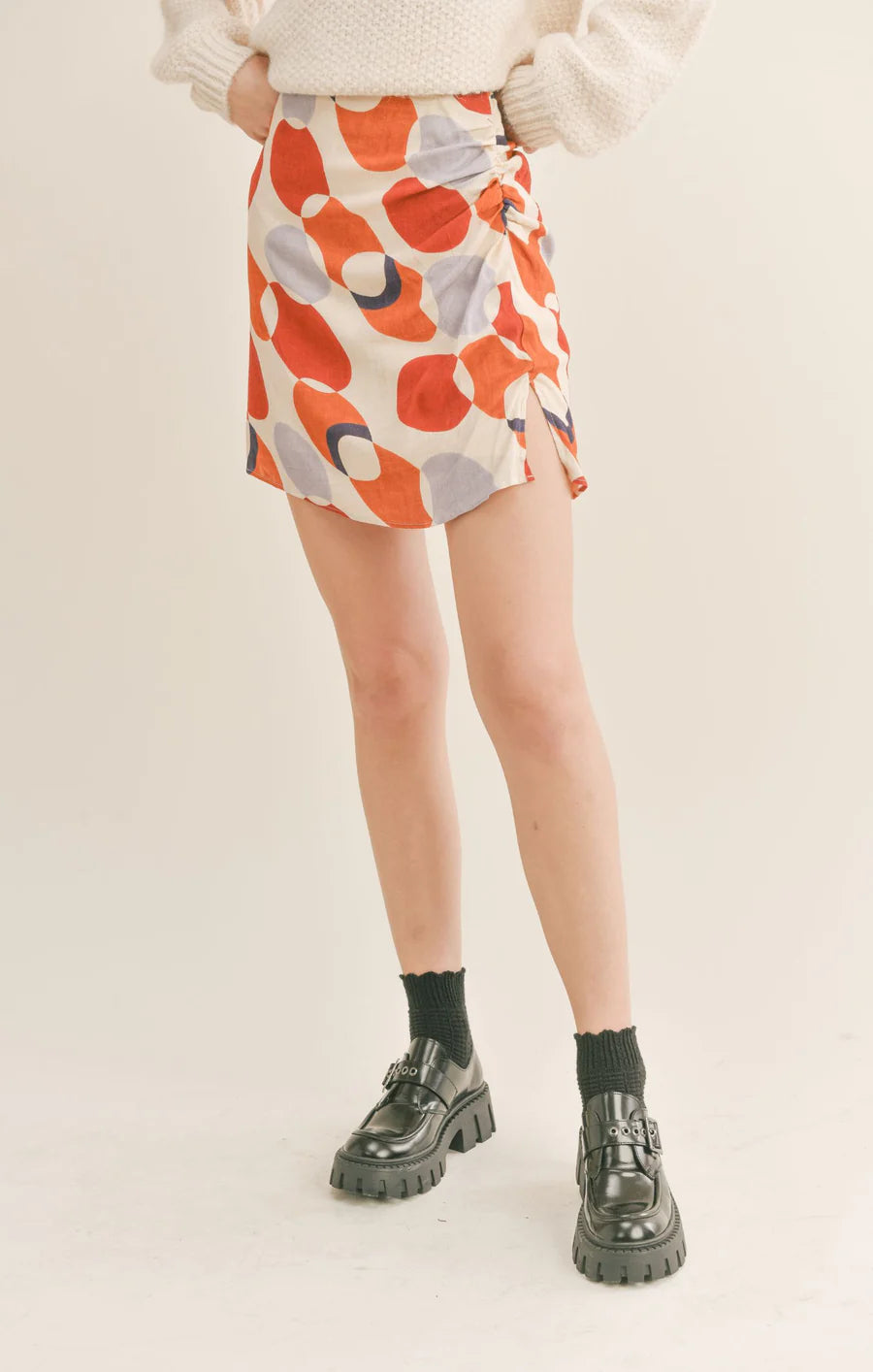 Load image into Gallery viewer, Poetic Ruched Mini Skirt
