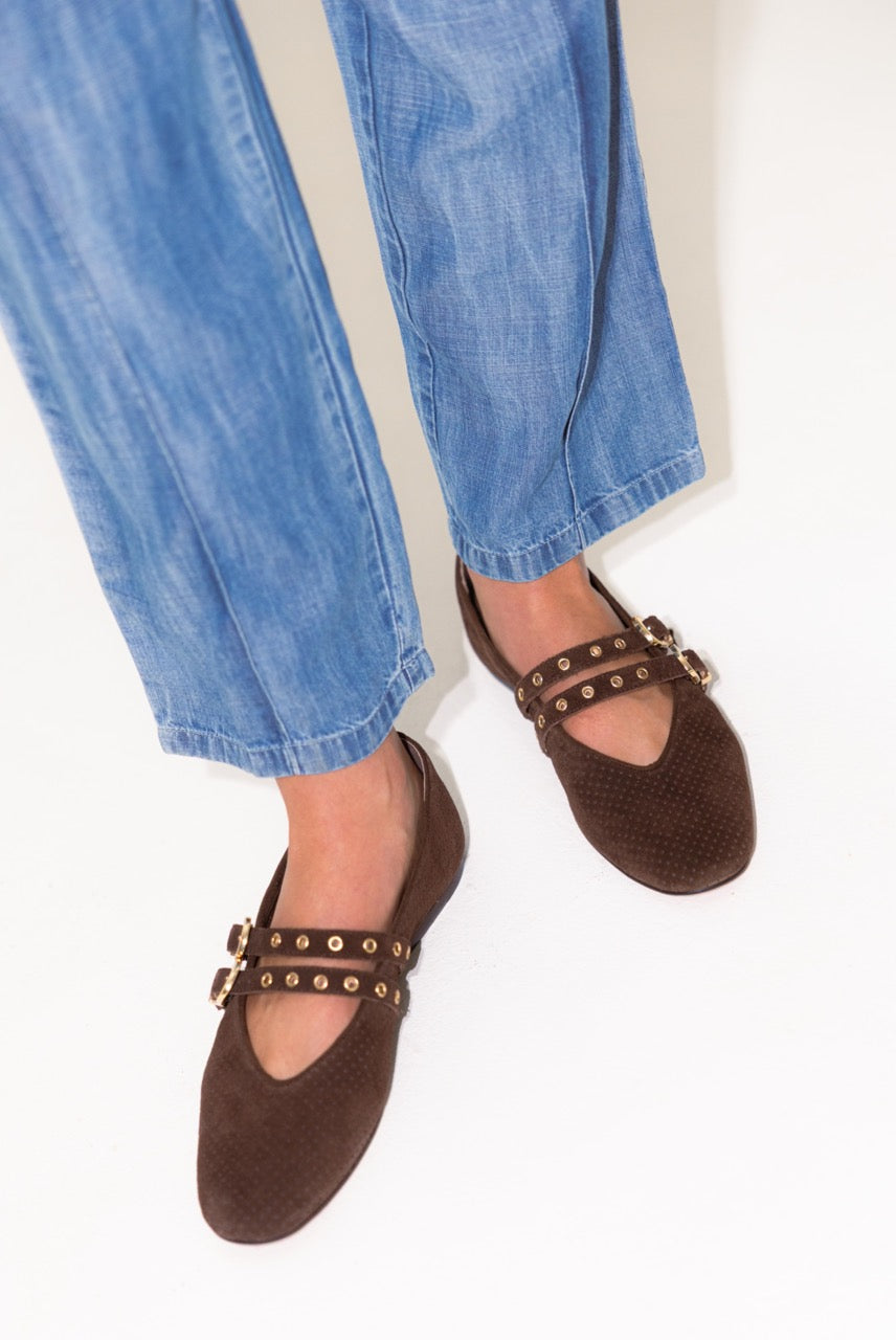 Baylee Grommet DK Brown Perforated Suede