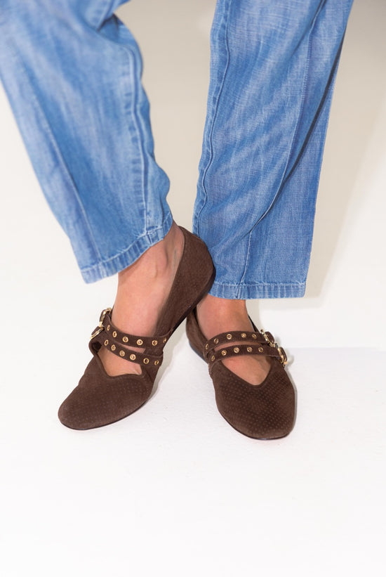 Baylee Grommet DK Brown Perforated Suede