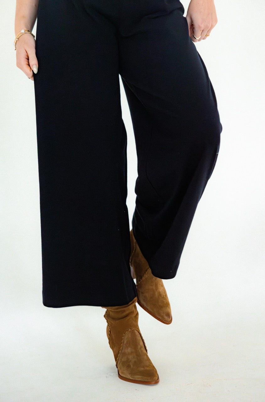 Scout Jersey Flare Pant - True Black