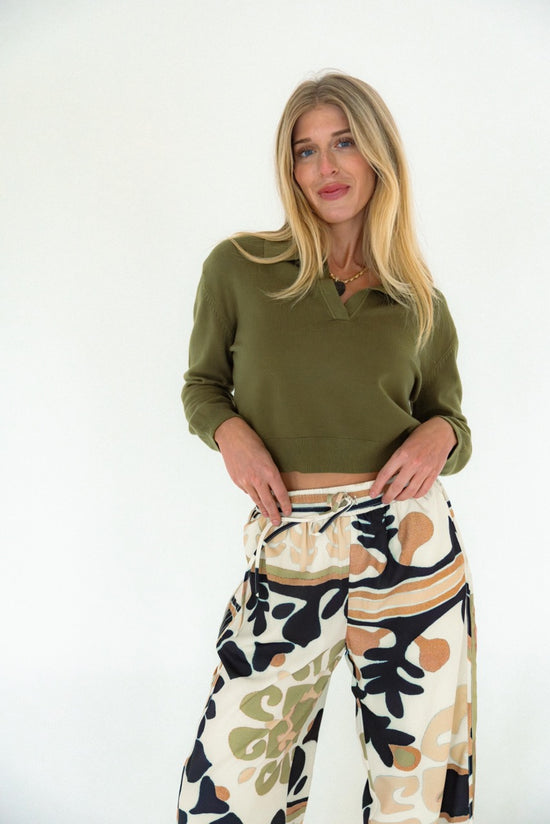 Solid V Neck Collar Sweater
