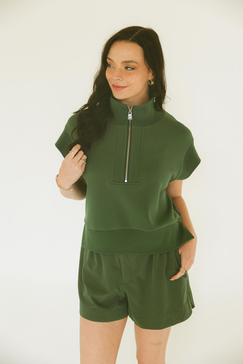 Nila Mid Rise Short - Cilantro
