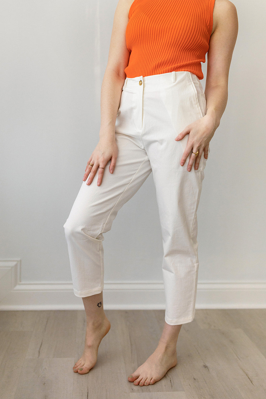 Load image into Gallery viewer, Tapered Pocket Detail Pant
