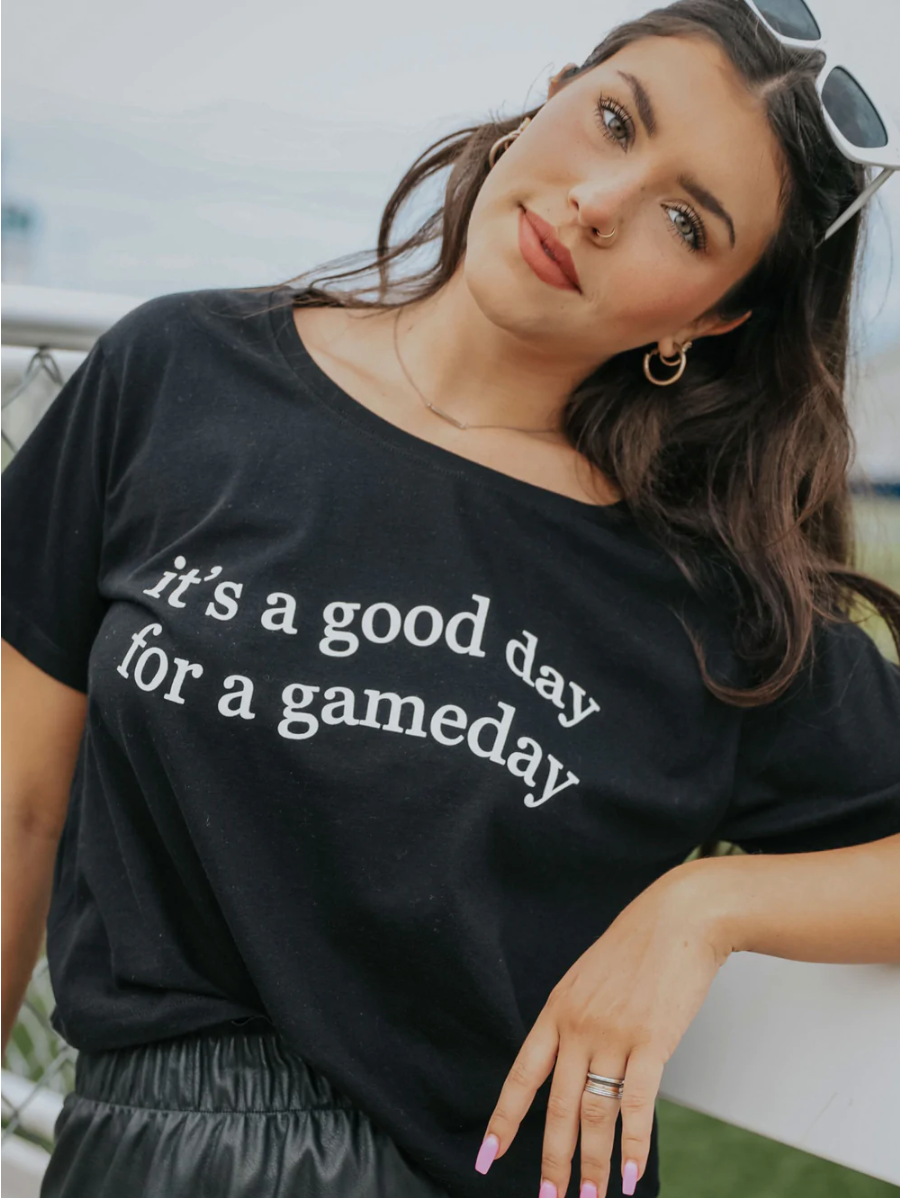 Good Day For Game Day Crop | Women's Clothing Store