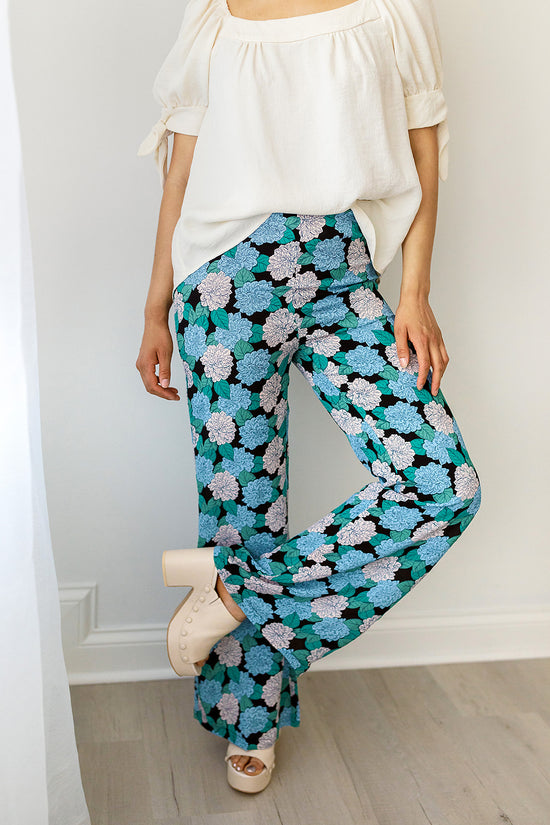 Load image into Gallery viewer, Floral Flow Pant
